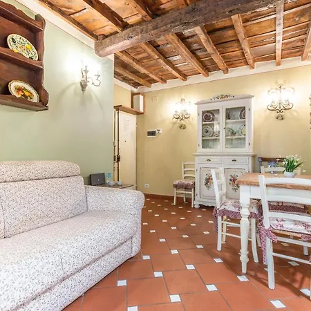 Apartment Romantic Florence
