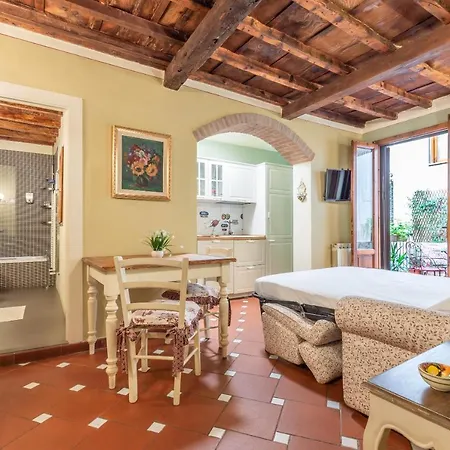 Romantic Apartment Florence