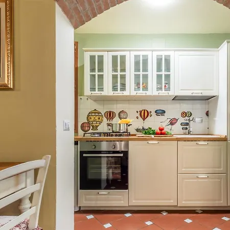 Apartment Romantic