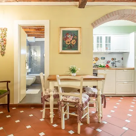 Romantic Apartment Florence